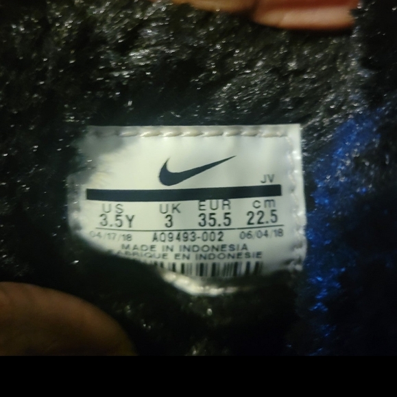 Nike Venture Black Pink Faux Fur Lining Youth Boots Shoe sz 3.5 - Picture 7 of 8